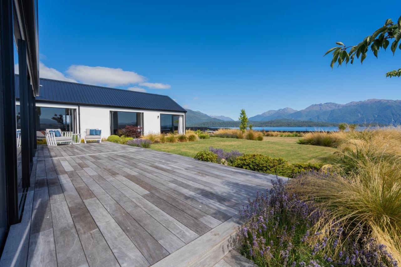 Lake House - Te Anau Holiday Home Exterior photo